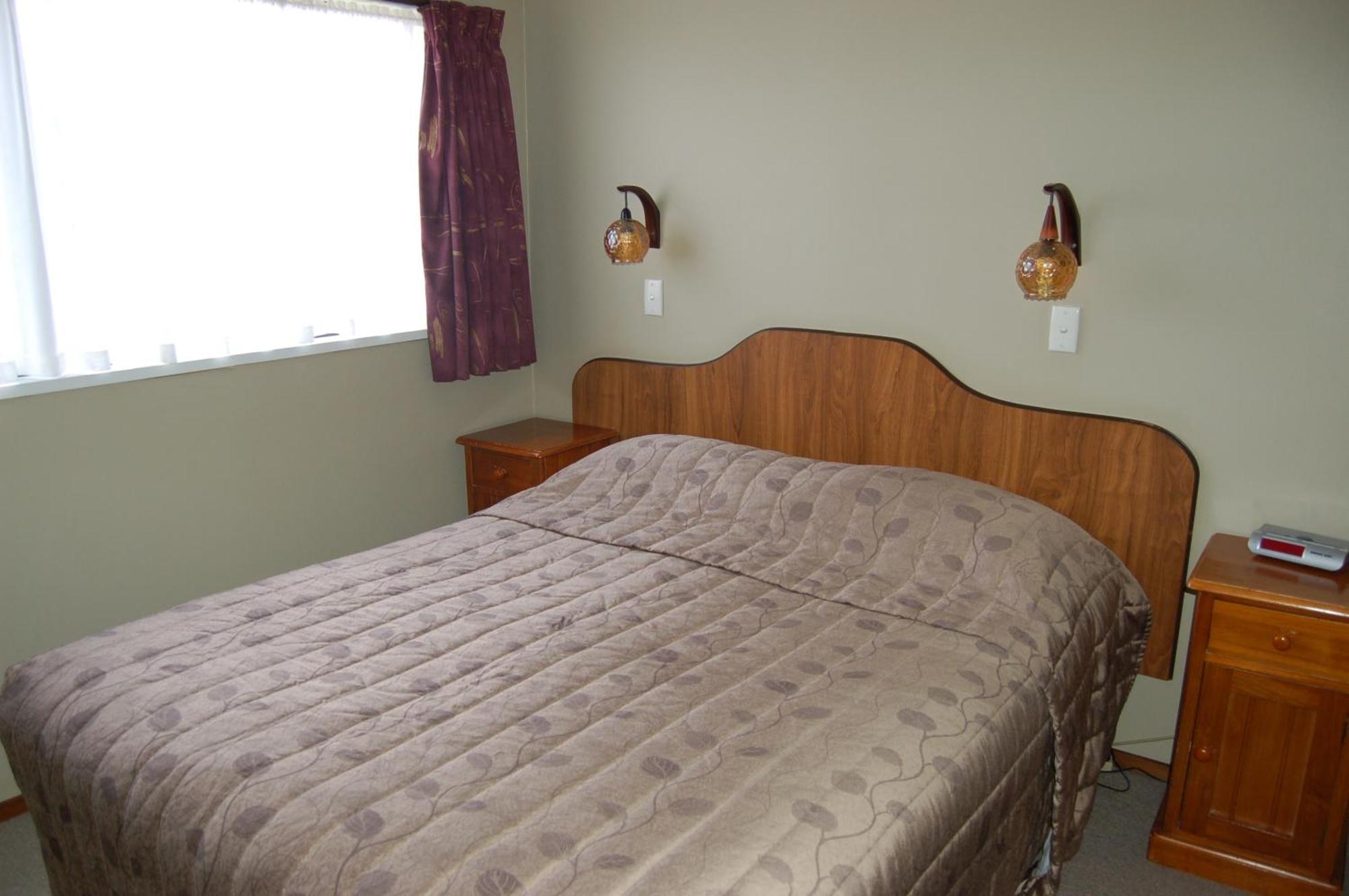Carisbrook Motel Dunedin Exterior photo