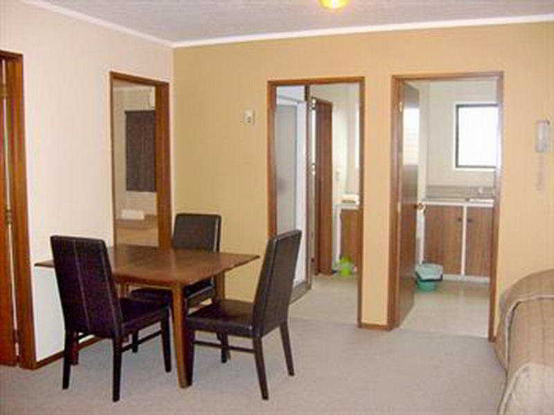 Carisbrook Motel Dunedin Exterior photo